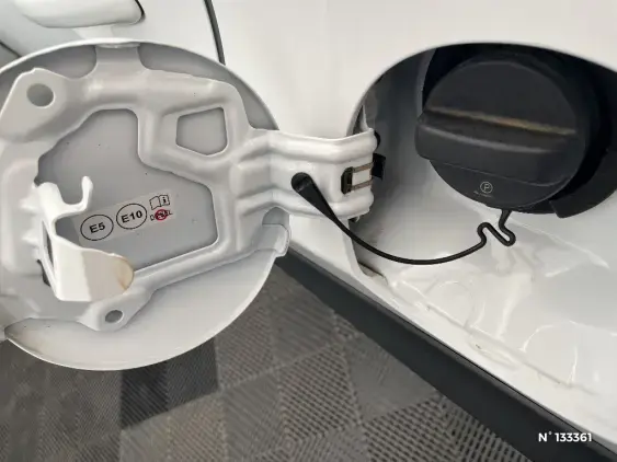 TOYOTA YARIS CROSS I - voiture d'occasion - Photo 30