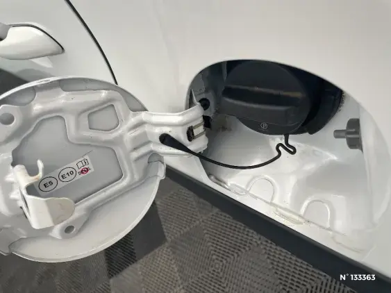 TOYOTA YARIS CROSS I - voiture d'occasion - Photo 30