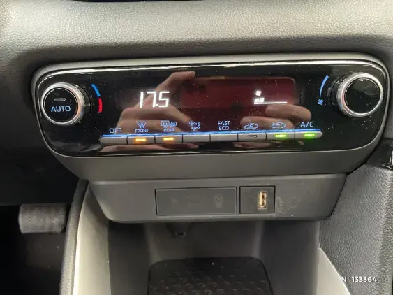 TOYOTA YARIS IV - voiture d'occasion - Photo 31