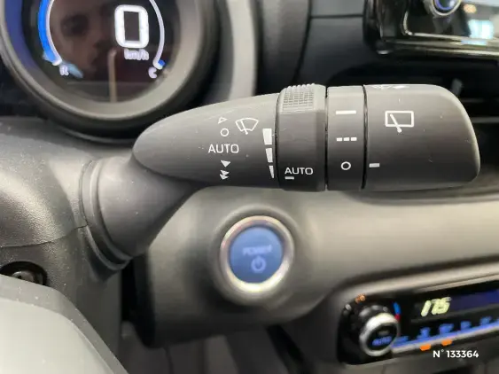 TOYOTA YARIS IV - voiture d'occasion - Photo 39