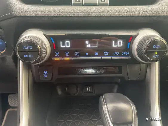 TOYOTA RAV4 V - voiture d'occasion - Photo 31