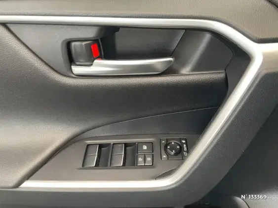 TOYOTA RAV4 V - voiture d'occasion - Photo 36