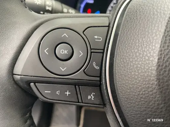 TOYOTA RAV4 V - voiture d'occasion - Photo 38