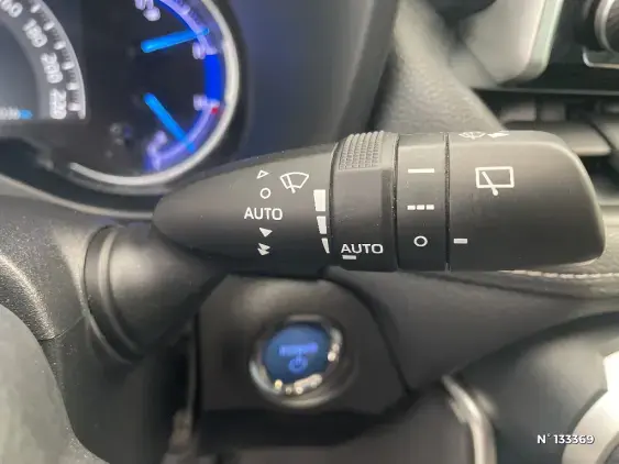 TOYOTA RAV4 V - voiture d'occasion - Photo 39