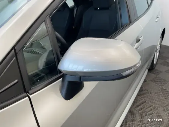 TOYOTA COROLLA XII - voiture d'occasion - Photo 42