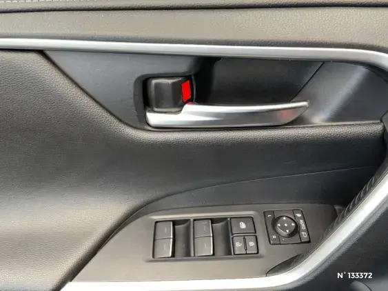 TOYOTA RAV4 V - voiture d'occasion - Photo 36