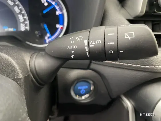 TOYOTA RAV4 V - voiture d'occasion - Photo 39