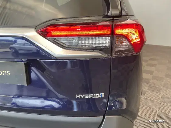 TOYOTA RAV4 V - voiture d'occasion - Photo 30