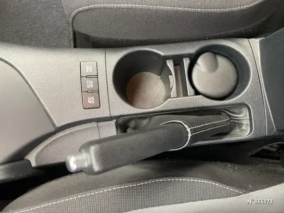 TOYOTA AURIS II - voiture d'occasion - Photo 36