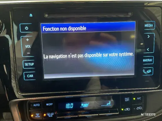 TOYOTA AURIS II - voiture d'occasion - Photo 40