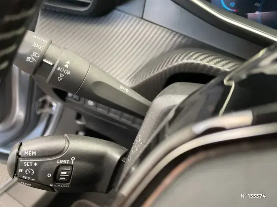 PEUGEOT 2008 II - voiture d'occasion - Photo 41