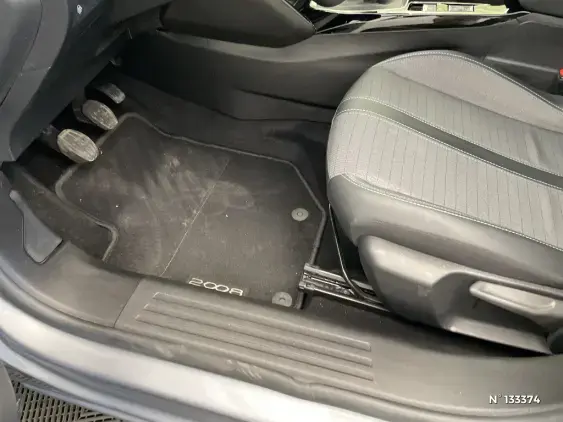 PEUGEOT 2008 II - voiture d'occasion - Photo 28