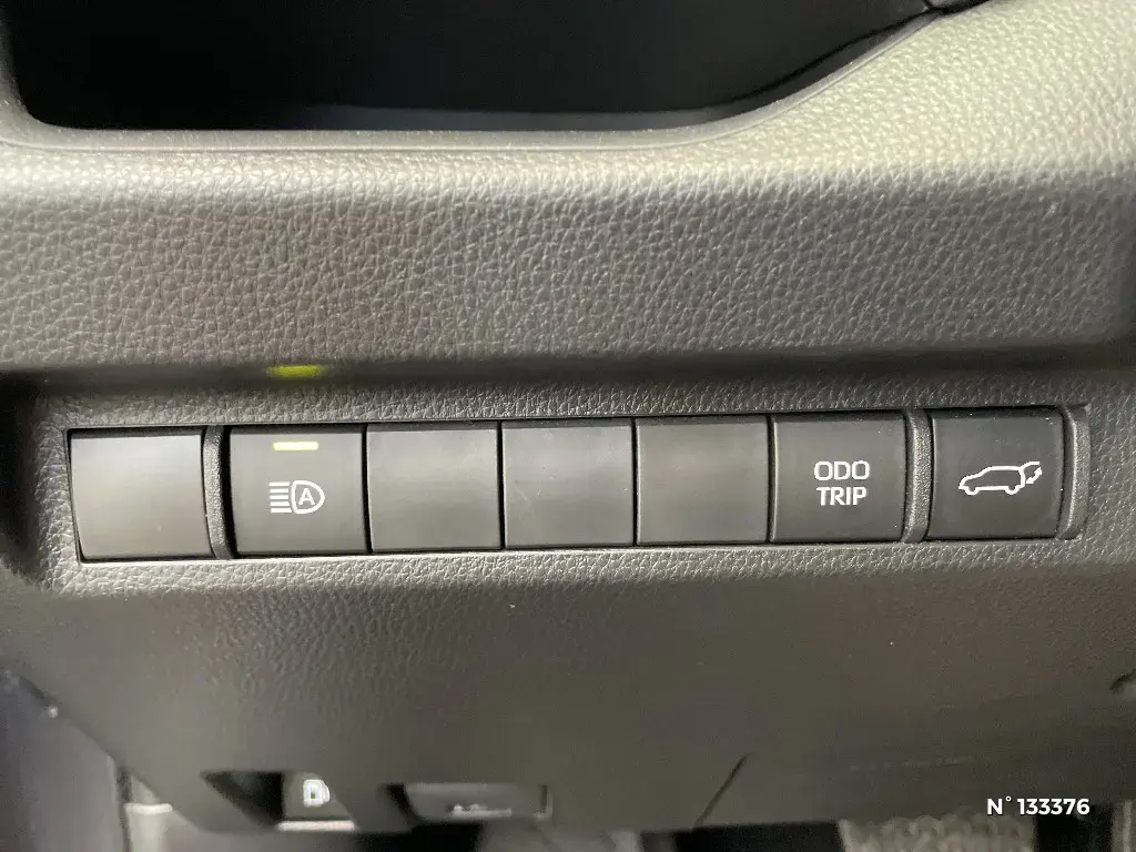 TOYOTA RAV4 V - Miniature 11