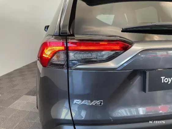 TOYOTA RAV4 V - voiture d'occasion - Photo 29