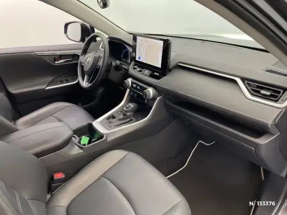 TOYOTA RAV4 V - voiture d'occasion - Photo 10