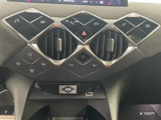 DS DS 3 CROSSBACK I - voiture d'occasion - Photo 35