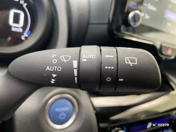 TOYOTA YARIS CROSS I - voiture d'occasion - Photo 35