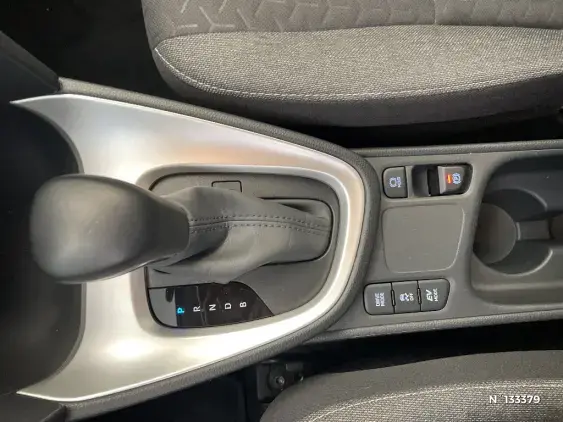 TOYOTA YARIS CROSS I - voiture d'occasion - Photo 36