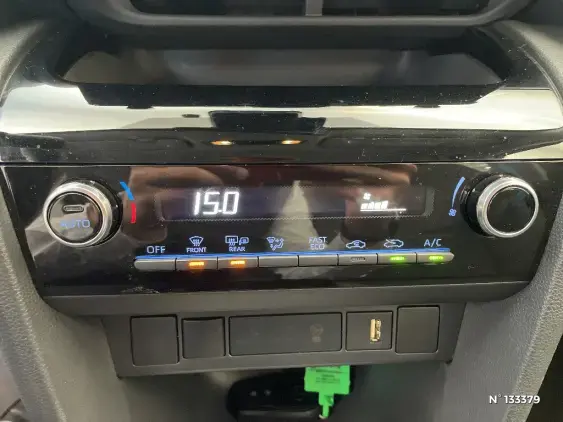 TOYOTA YARIS CROSS I - voiture d'occasion - Photo 37