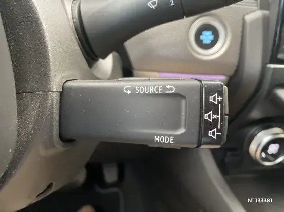 RENAULT ARKANA - voiture d'occasion - Photo 38