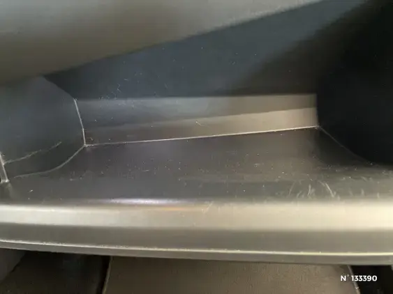 TOYOTA C-HR - voiture d'occasion - Photo 27