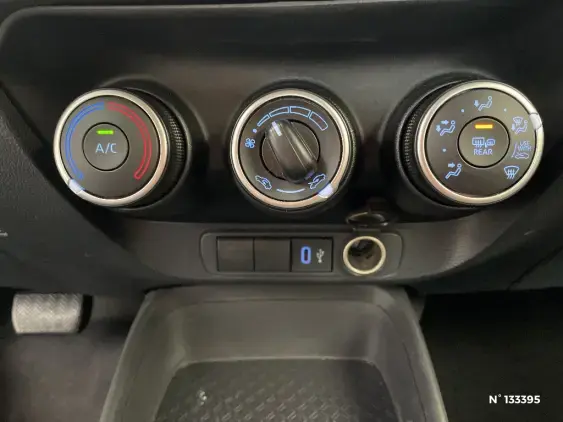 TOYOTA AYGO X - voiture d'occasion - Photo 29