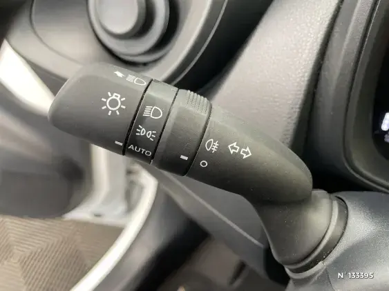 TOYOTA AYGO X - voiture d'occasion - Photo 39