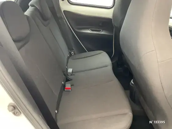 TOYOTA AYGO X - voiture d'occasion - Photo 11
