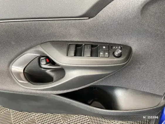 TOYOTA YARIS CROSS I - voiture d'occasion - Photo 31