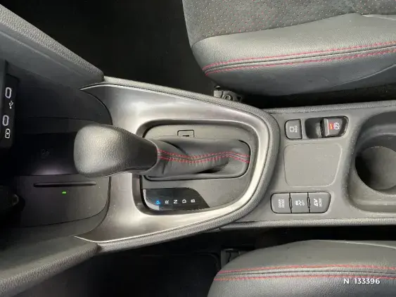 TOYOTA YARIS CROSS I - voiture d'occasion - Photo 36