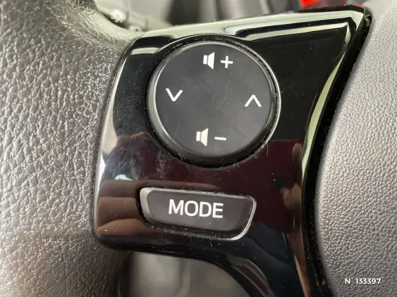 TOYOTA AYGO II - voiture d'occasion - Photo 32