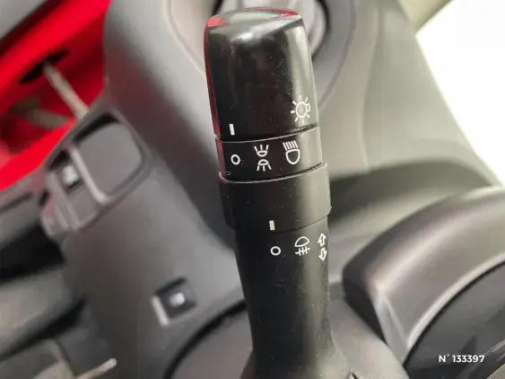 TOYOTA AYGO II - voiture d'occasion - Photo 34