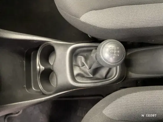 TOYOTA AYGO II - voiture d'occasion - Photo 36