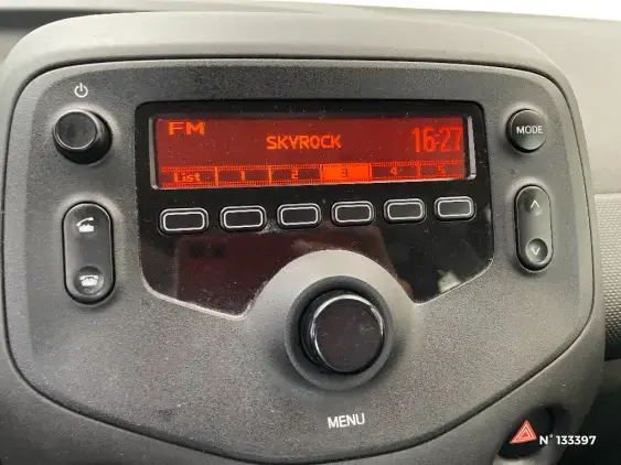 TOYOTA AYGO II - voiture d'occasion - Photo 38