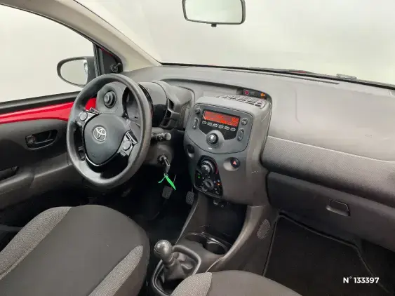 TOYOTA AYGO II - voiture d'occasion - Photo 10