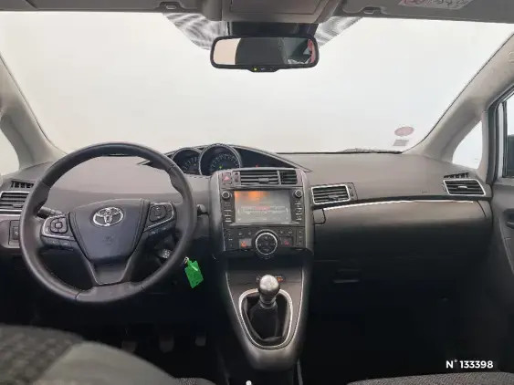 TOYOTA VERSO - voiture d'occasion - Photo 9