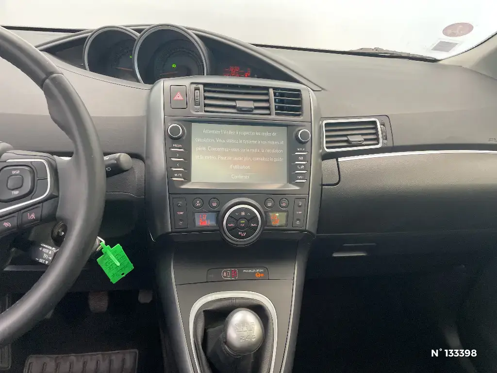 TOYOTA VERSO - Miniature 7