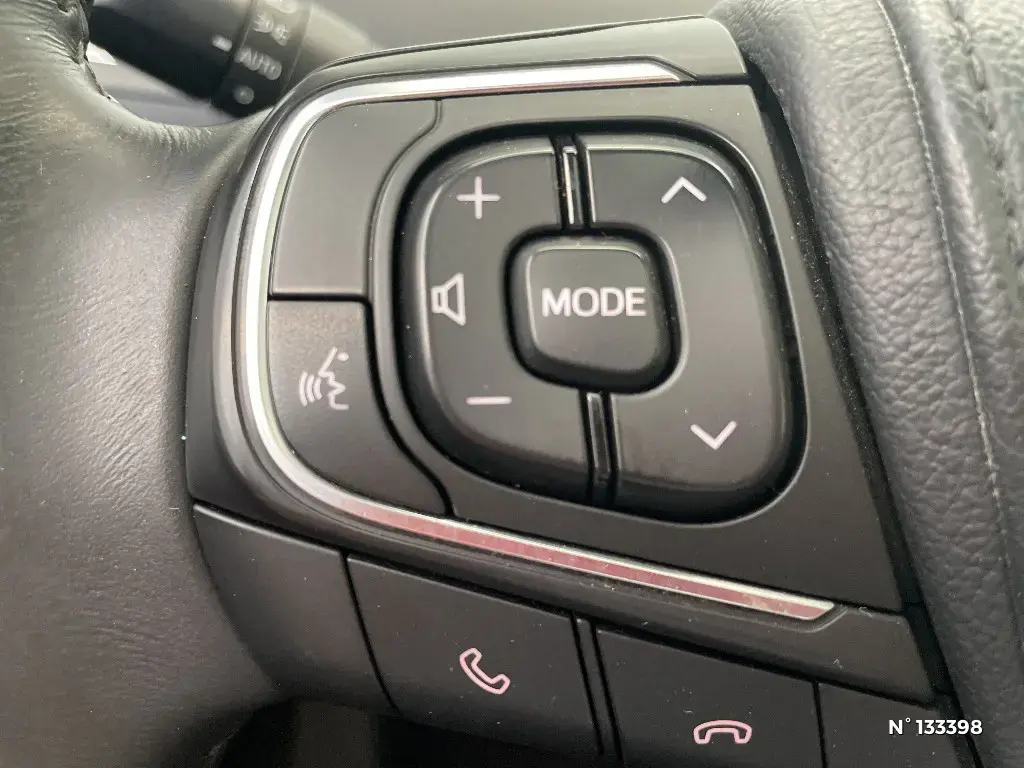 TOYOTA VERSO - Miniature 13