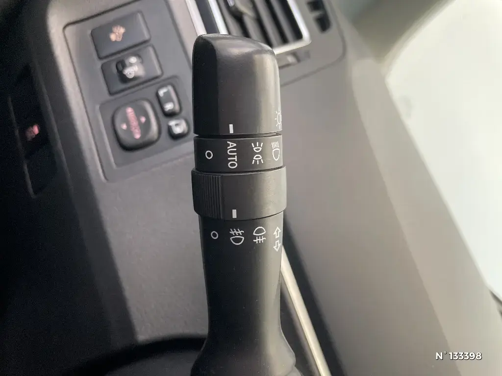 TOYOTA VERSO - Miniature 15