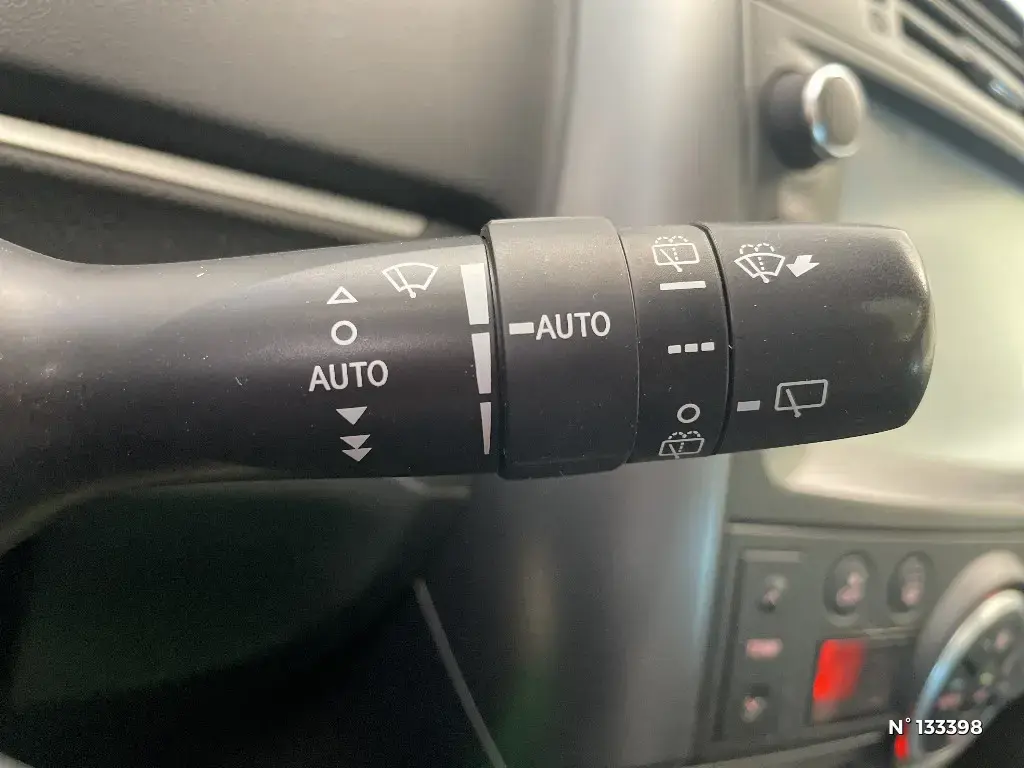 TOYOTA VERSO - Miniature 16