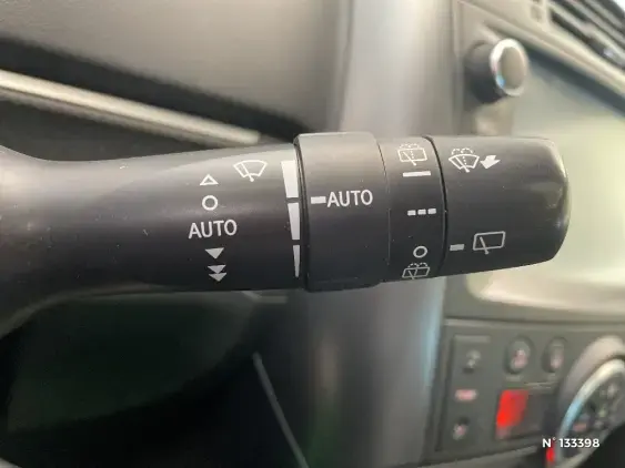 TOYOTA VERSO - voiture d'occasion - Photo 35