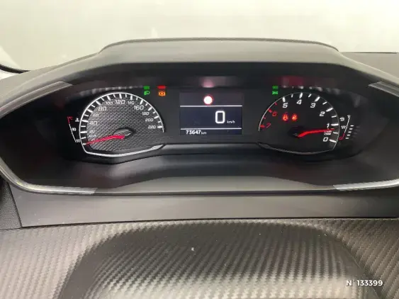 PEUGEOT 208 II - voiture d'occasion - Photo 12