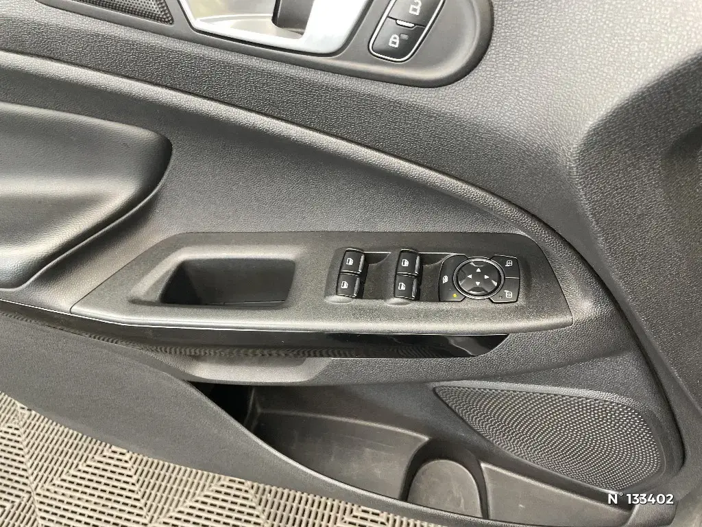 FORD ECOSPORT - Miniature 12