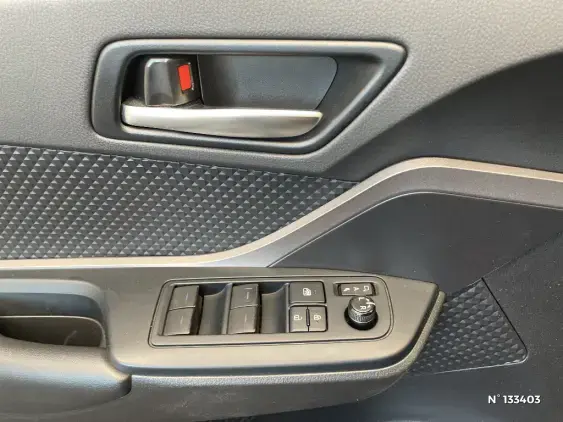 TOYOTA C-HR - voiture d'occasion - Photo 36