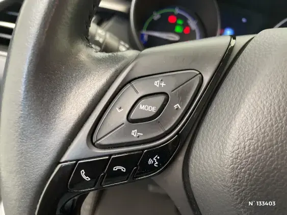 TOYOTA C-HR - voiture d'occasion - Photo 37