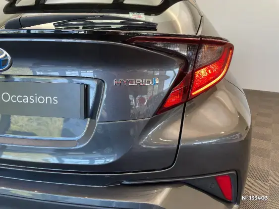 TOYOTA C-HR - voiture d'occasion - Photo 30