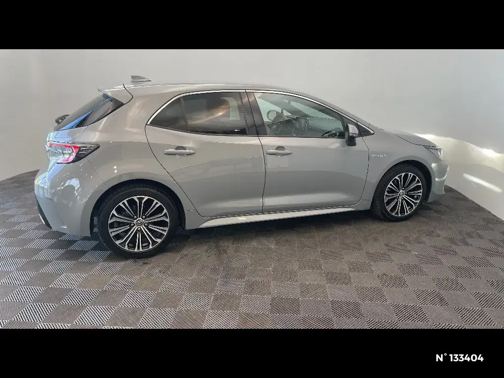 TOYOTA COROLLA XII - Miniature 3