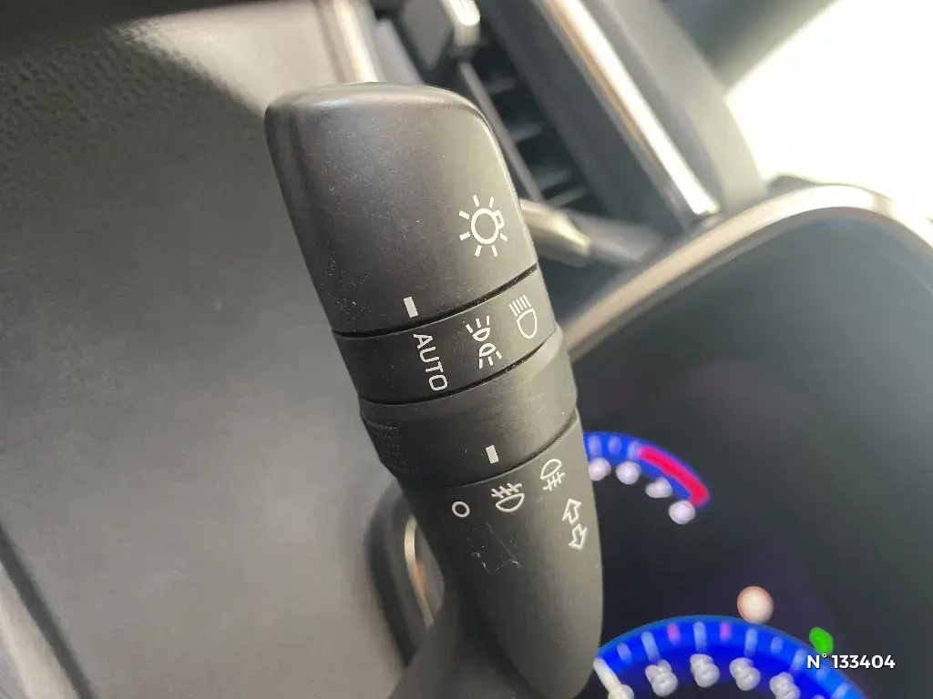 TOYOTA COROLLA XII - Miniature 15