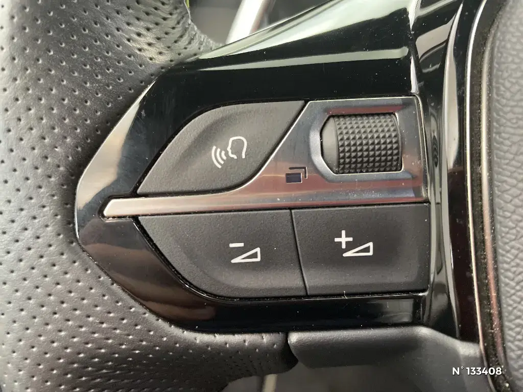 PEUGEOT 2008 II - Miniature 13
