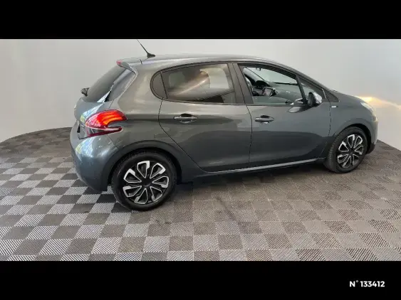 PEUGEOT 208 - voiture d'occasion - Photo 5